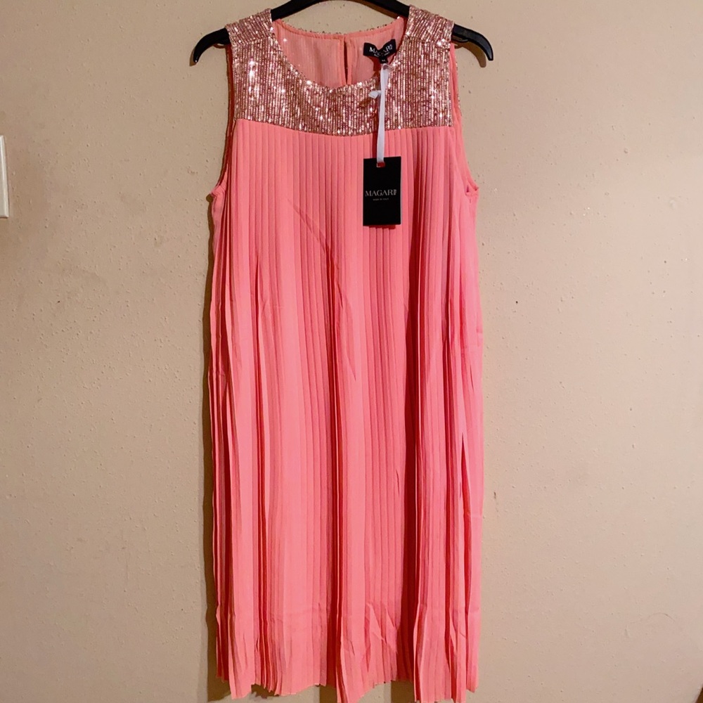 Beautiful MAGARI sequin dress